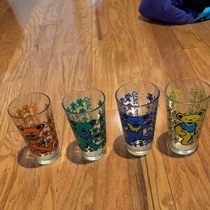 Set of 4 Grateful Dead Dancing Bear Glasses